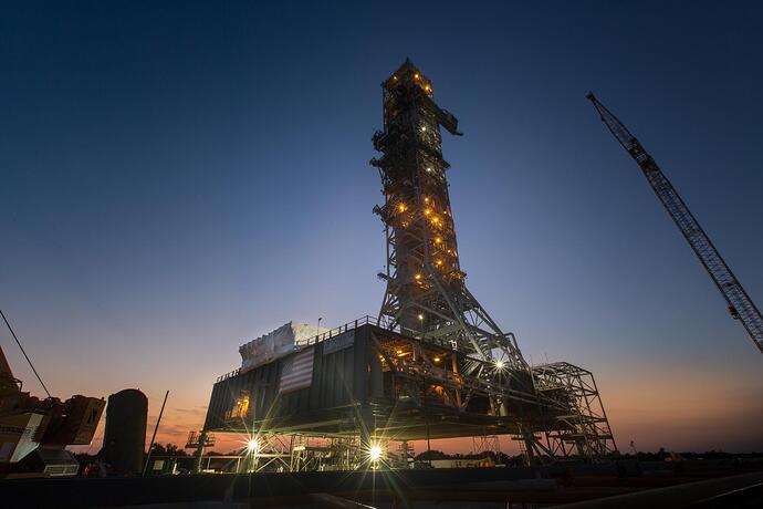 KSC-20180621-PH_CSH01_0001~large