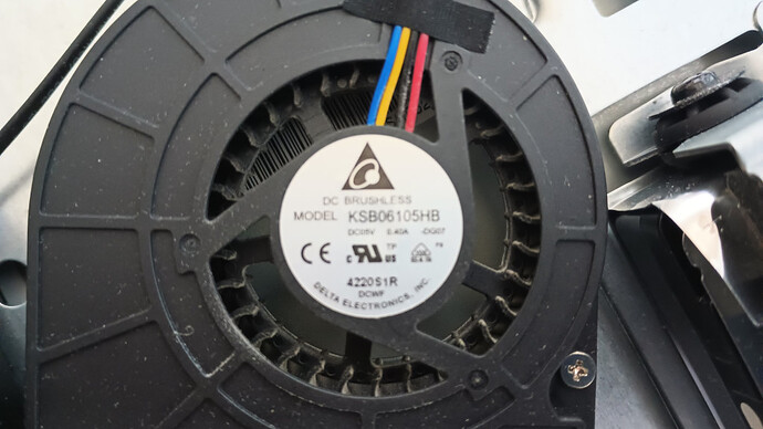 20250219-1452_asus--aio--et2322--disassembly_mother--board_cpu--fan--2_1024x576