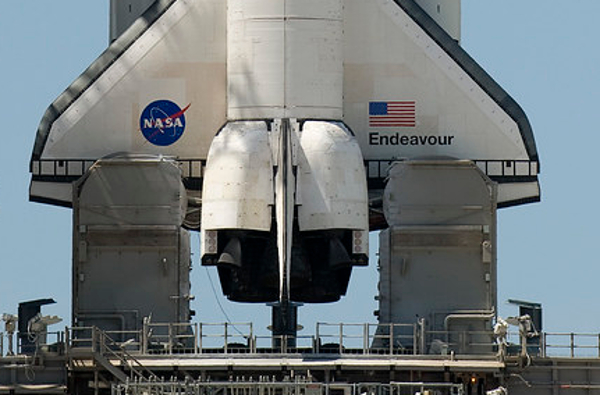 space-shuttle-endeavour-02