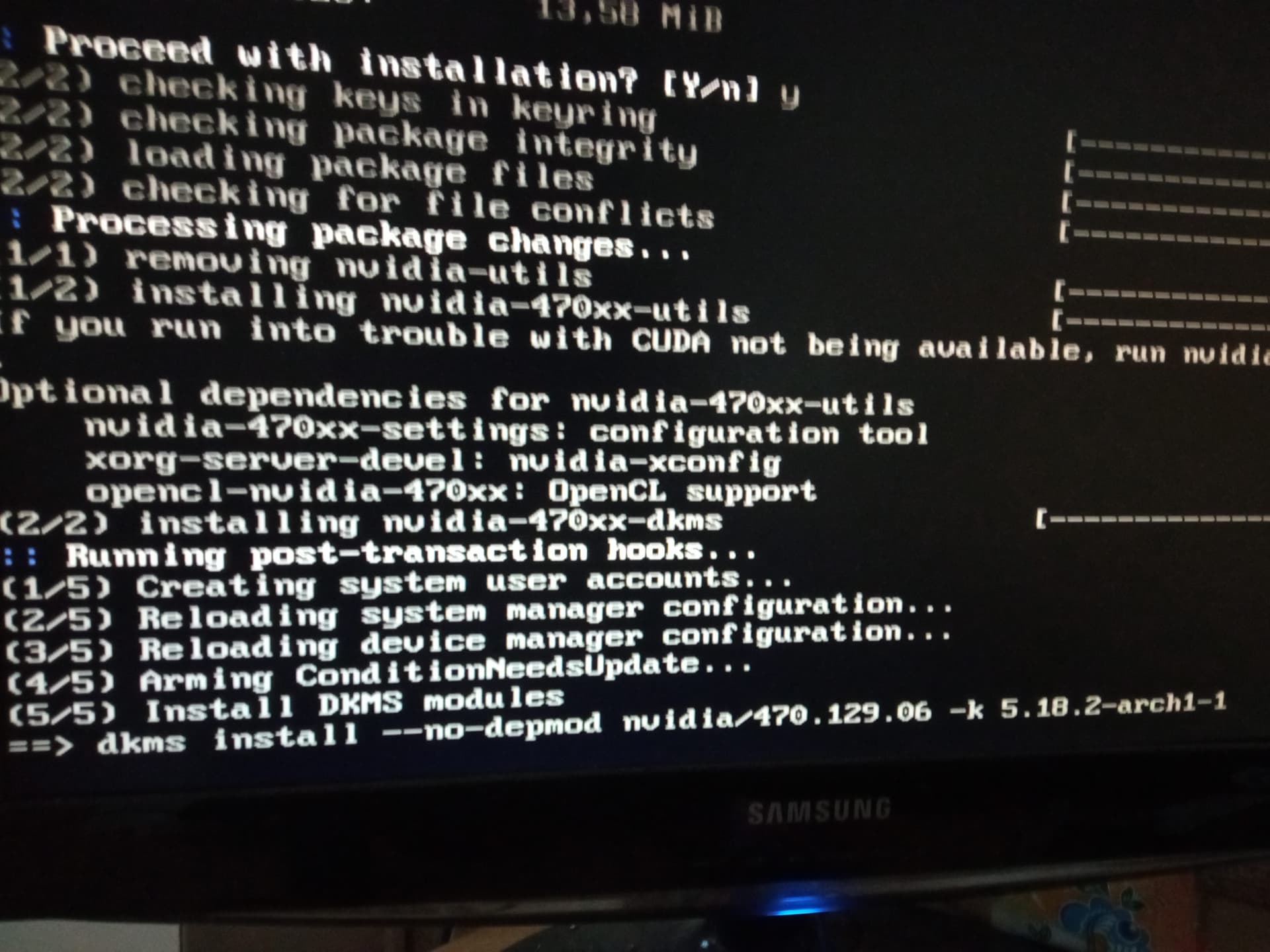 arch linux lxde stuck at reached target graphical interface