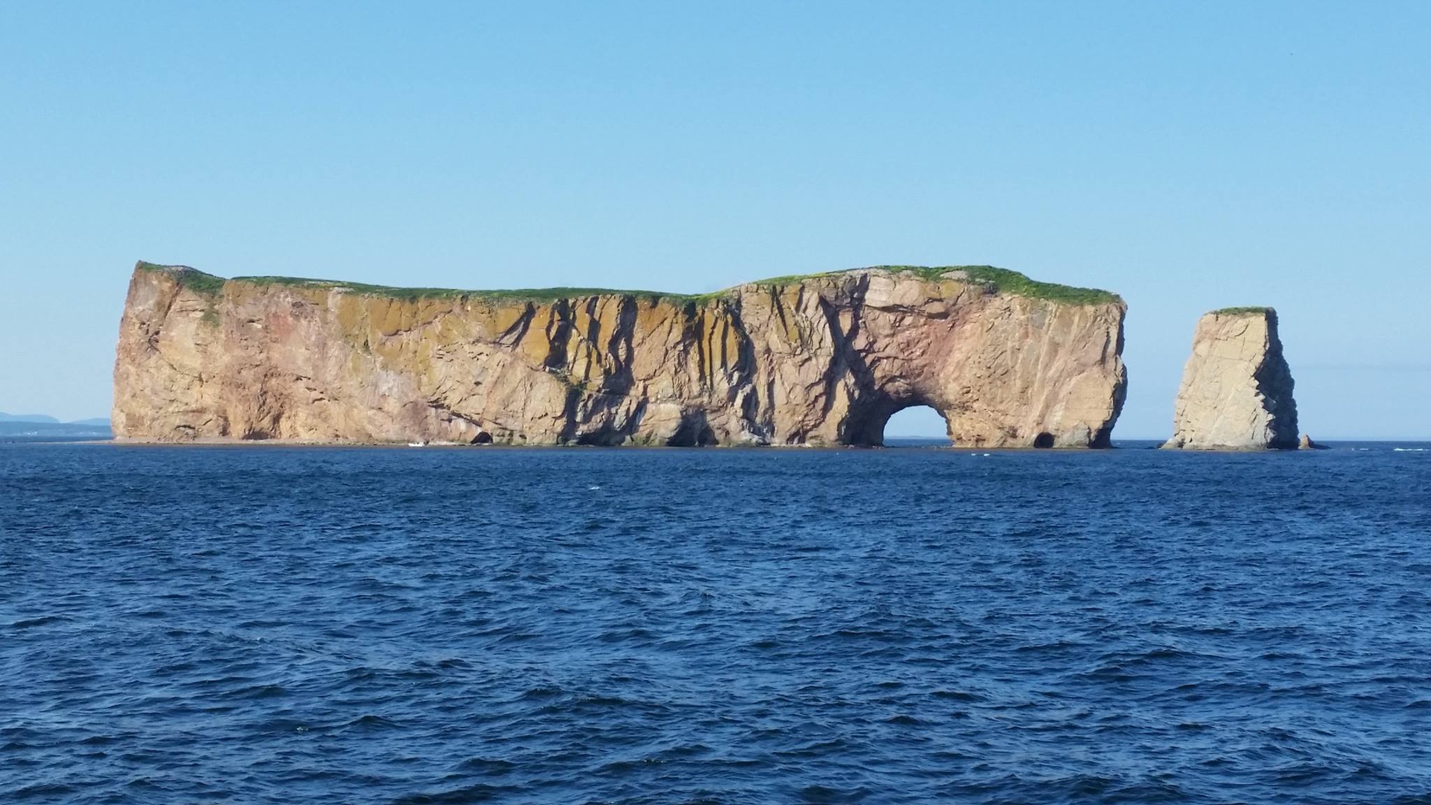 Perce_Rock_(Rocher_Perce)